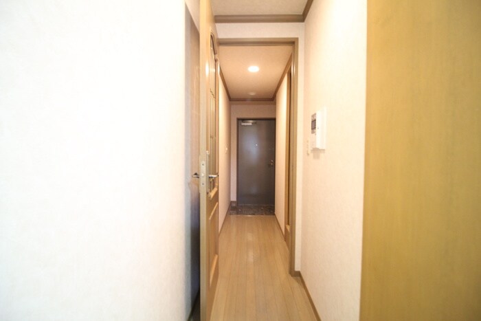 物件内観写真19　(玄関)