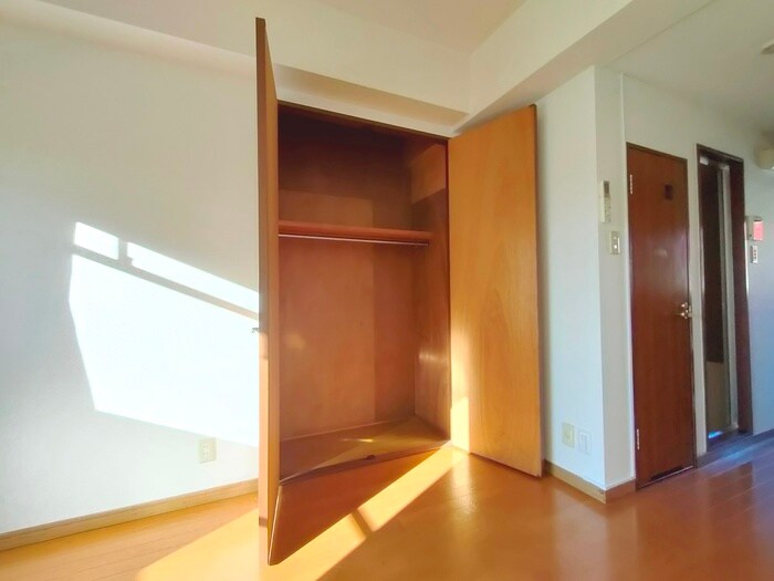 物件内観写真13　(収納)