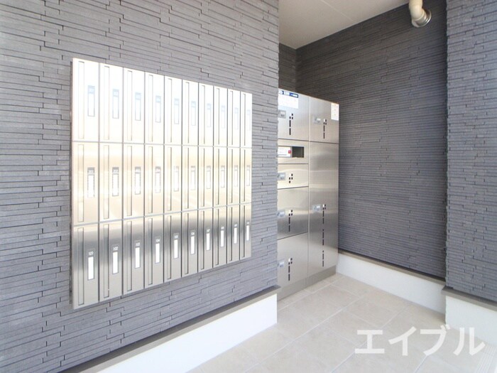 物件外観写真6　(建物設備)