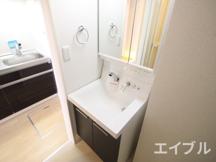 物件内観写真13　(洗面)