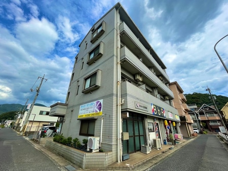 ＪＵＫＥＮ駅前ビル外観写真