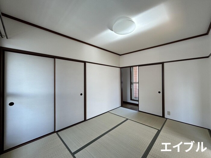 物件内観写真8　(居室)