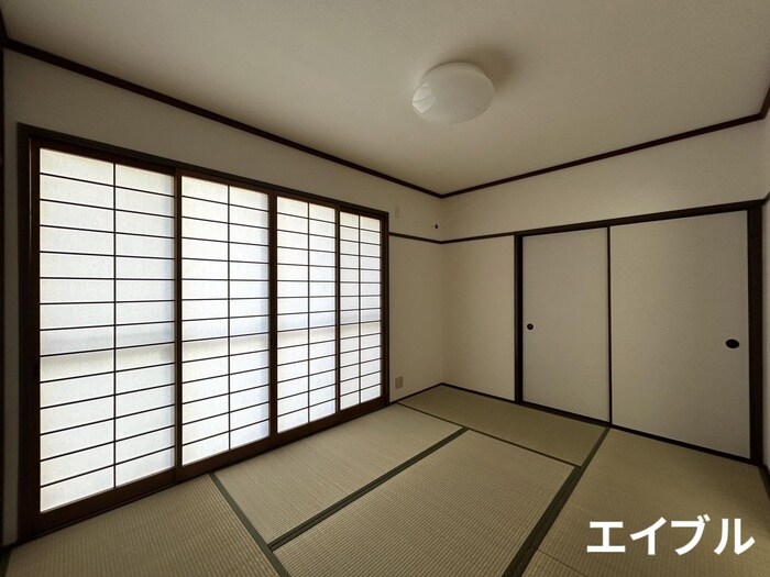 物件内観写真9　(居室)