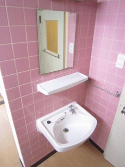 物件内観写真12　(洗面)