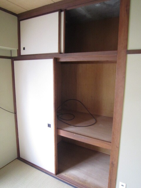 物件内観写真13　(収納)