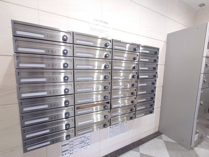 物件外観写真6　(建物設備)