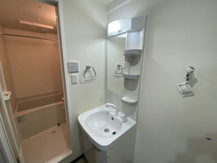 物件内観写真10　(洗面)