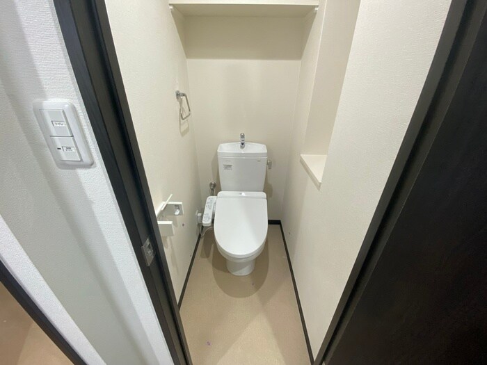 物件内観写真11　(トイレ)