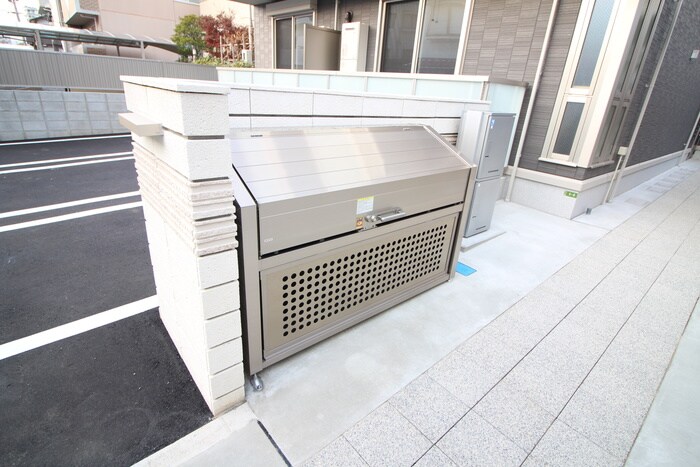 物件外観写真4　(建物設備)