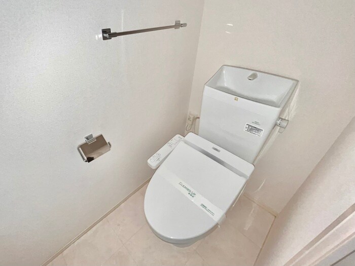 物件内観写真11　(トイレ)