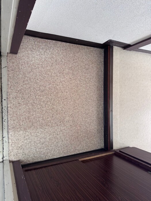 物件内観写真13　(玄関)