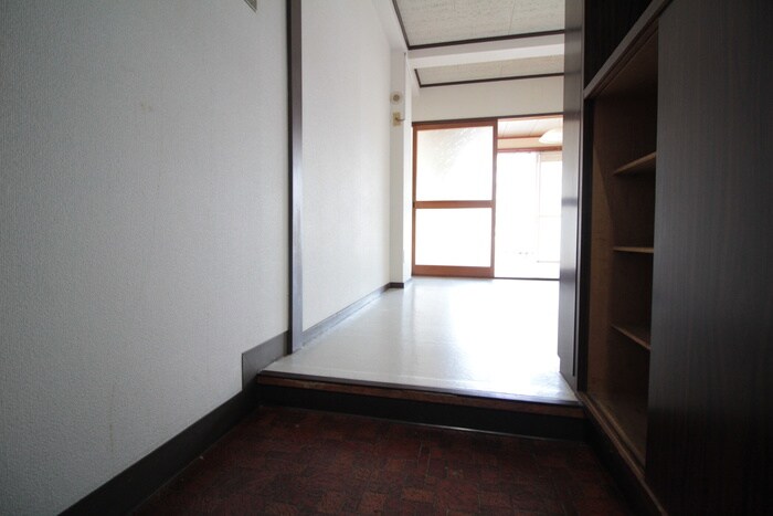 物件内観写真20　(玄関)