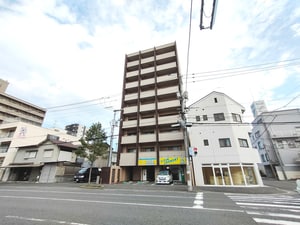 Ｌａｆｅｒｉａ東観音外観写真