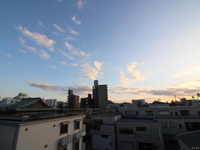 物件内観写真18　(室内からの展望)