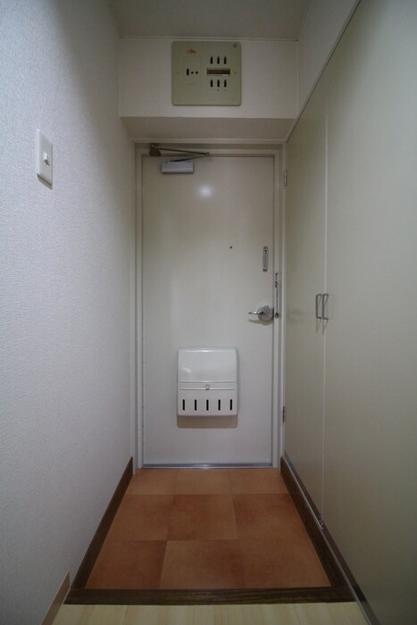 物件内観写真22　(玄関)