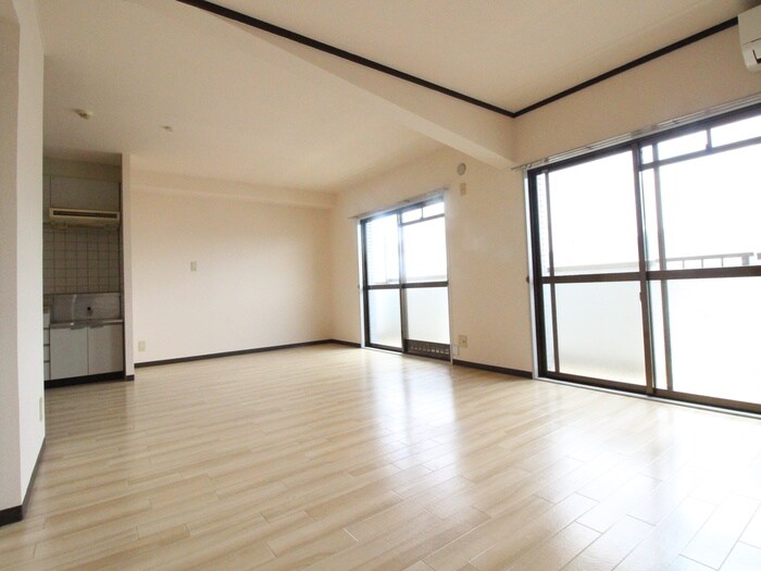 物件内観写真7　(居室)