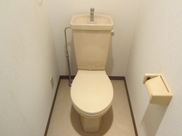 物件内観写真11　(トイレ)