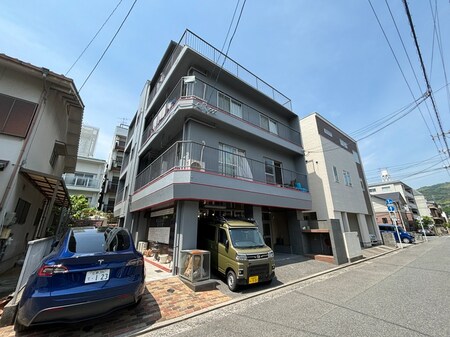 平岡ビル外観写真