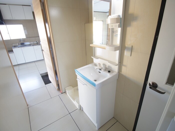 物件内観写真11　(洗面)