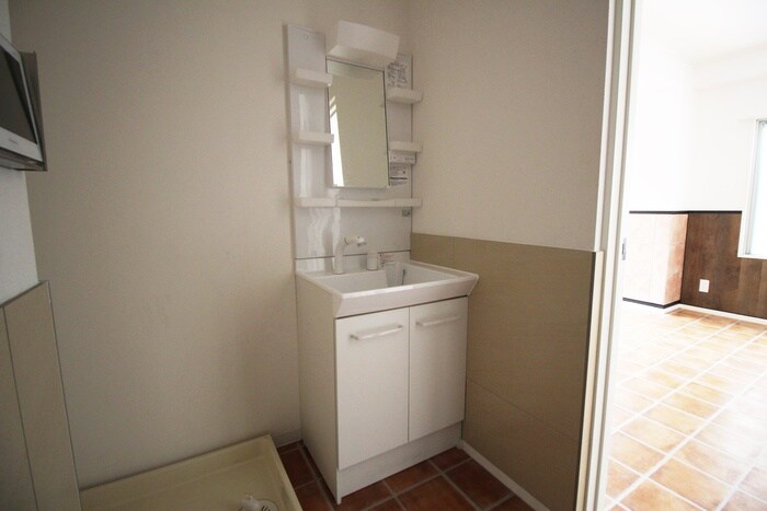 物件内観写真11　(洗面)