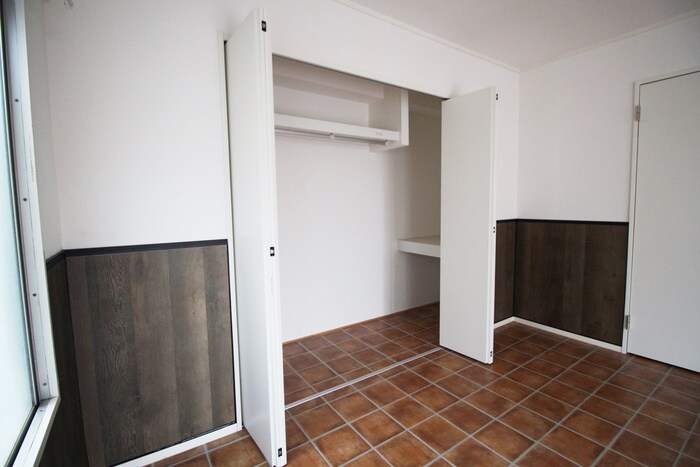 物件内観写真12　(収納)