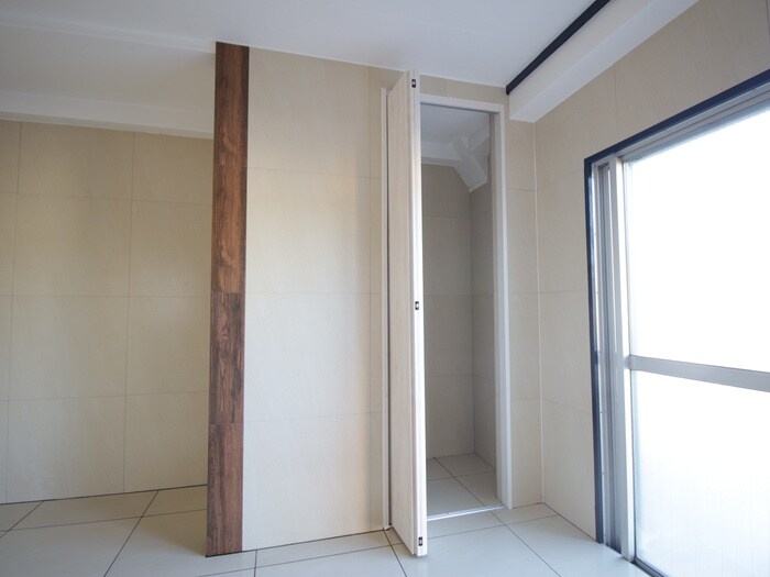 物件内観写真13　(収納)