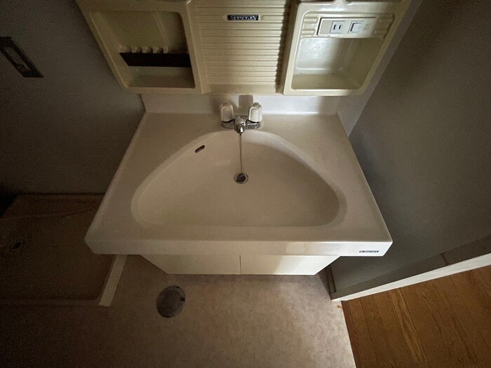 物件内観写真11　(洗面)