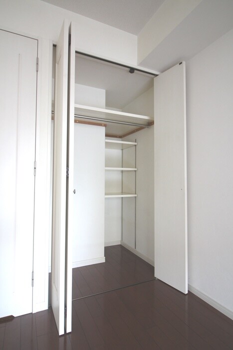 物件内観写真8　(収納)