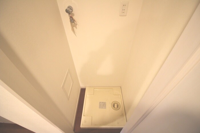 物件内観写真21　(洗濯機置場)