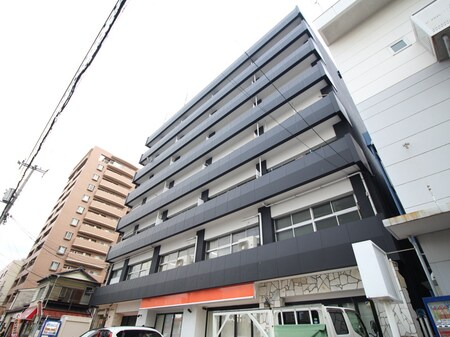 BAUHAUS天満外観写真