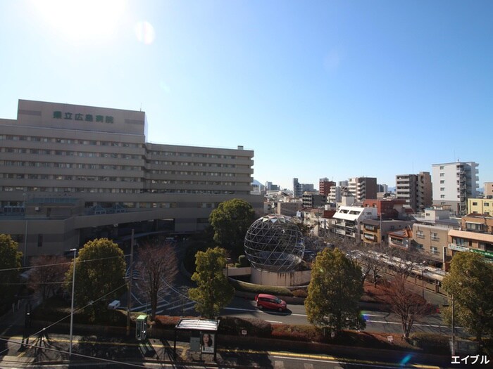 物件内観写真20　(室内からの展望)