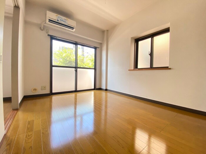 物件内観写真15　(居室)