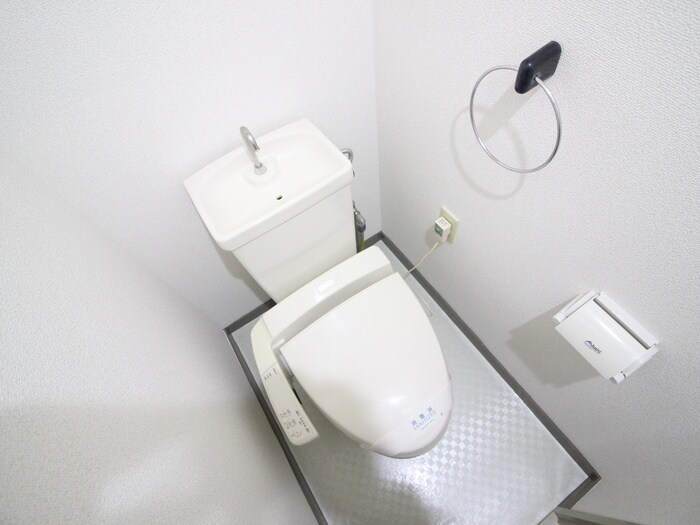 物件内観写真9　(トイレ)