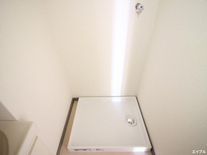 物件内観写真14　(洗濯機置場)