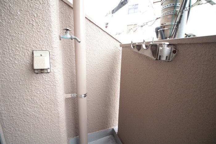 物件内観写真15　(洗濯機置場)