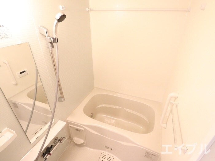 物件内観写真9　(バス／シャワールーム等)