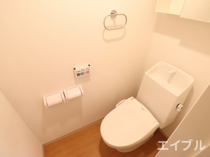 物件内観写真11　(トイレ)