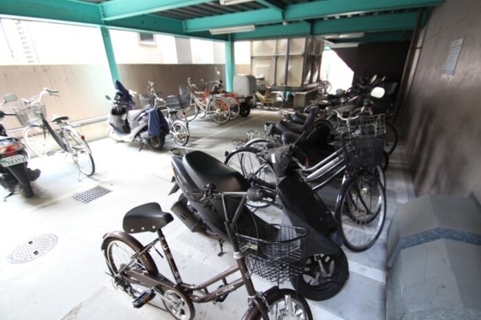 物件外観写真4　(建物設備)