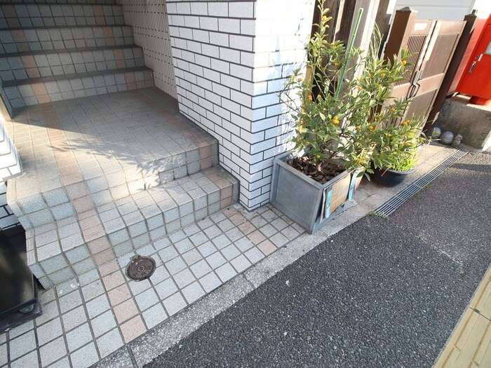 物件外観写真3　(その他)