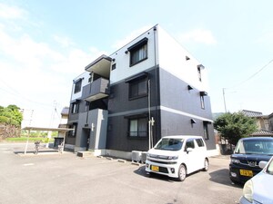 セゾン高取北弐番館外観写真