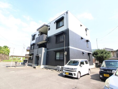 セゾン高取北弐番館外観写真