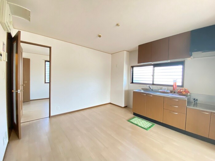 物件内観写真7　(居室)