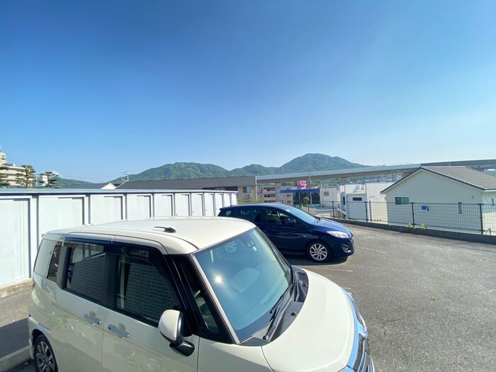 物件内観写真14　(室内からの展望)