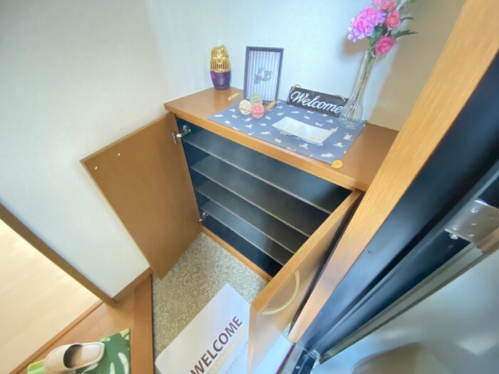 物件内観写真15　(靴箱)