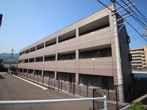 Ｒｉｖｅｒｓｉｄｅ　Ｃｏｕｒｔ外観写真