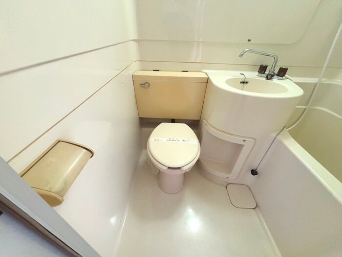 物件内観写真10　(トイレ)