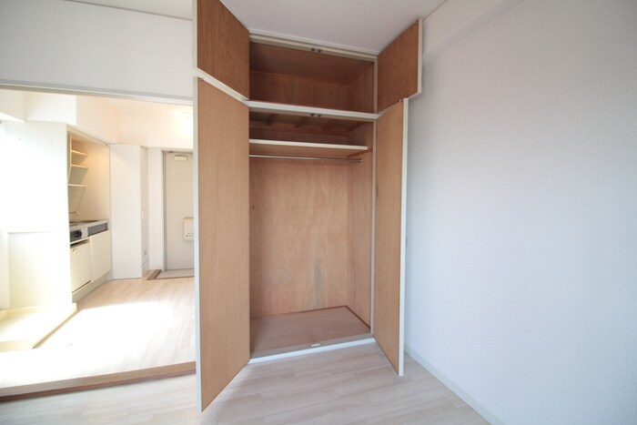 物件内観写真13　(収納)