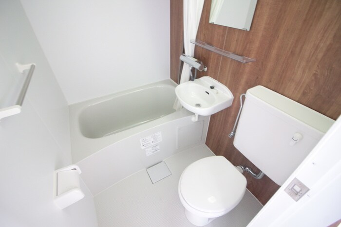 物件内観写真8　(バス／シャワールーム等)