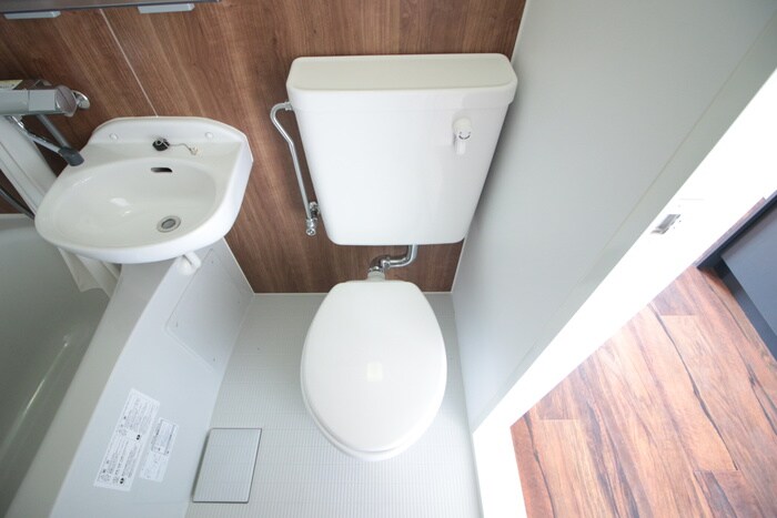 物件内観写真9　(トイレ)