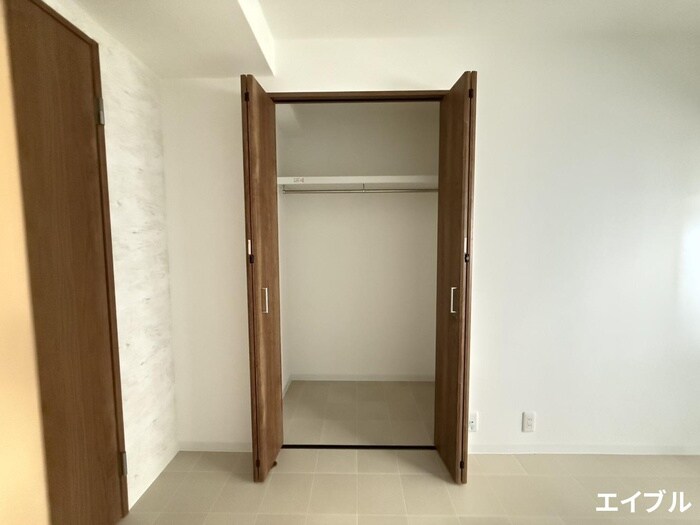 物件内観写真11　(収納)